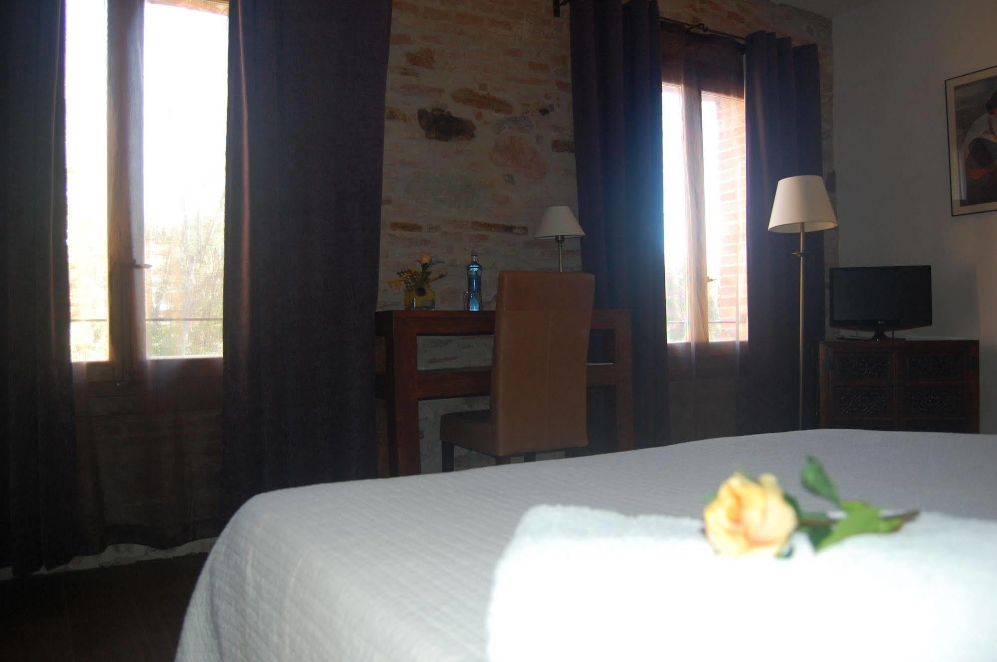 Hotel Moli De La Torre Bigues I Riells Zewnętrze zdjęcie