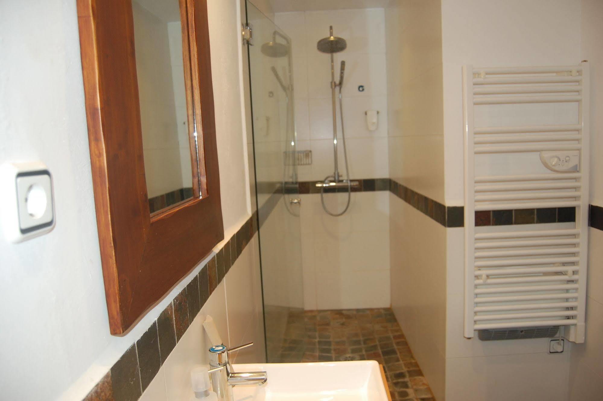 Hotel Moli De La Torre Bigues I Riells Zewnętrze zdjęcie